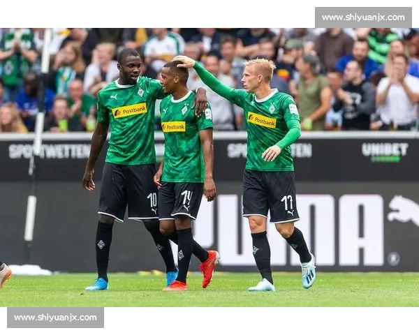 门兴 800 万欧锁定伯尔尼 16 岁双胞胎：右后卫 + 边锋双星创德甲纪录